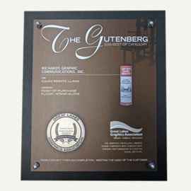 Best in Category Floor Display Comed Llama